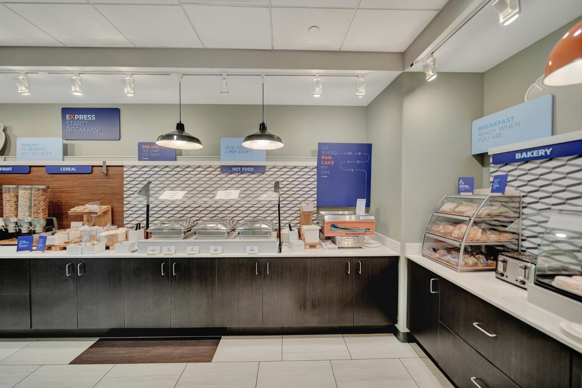 Holiday Inn Express Hotel & Suites Beatrice By Ihg Luaran gambar