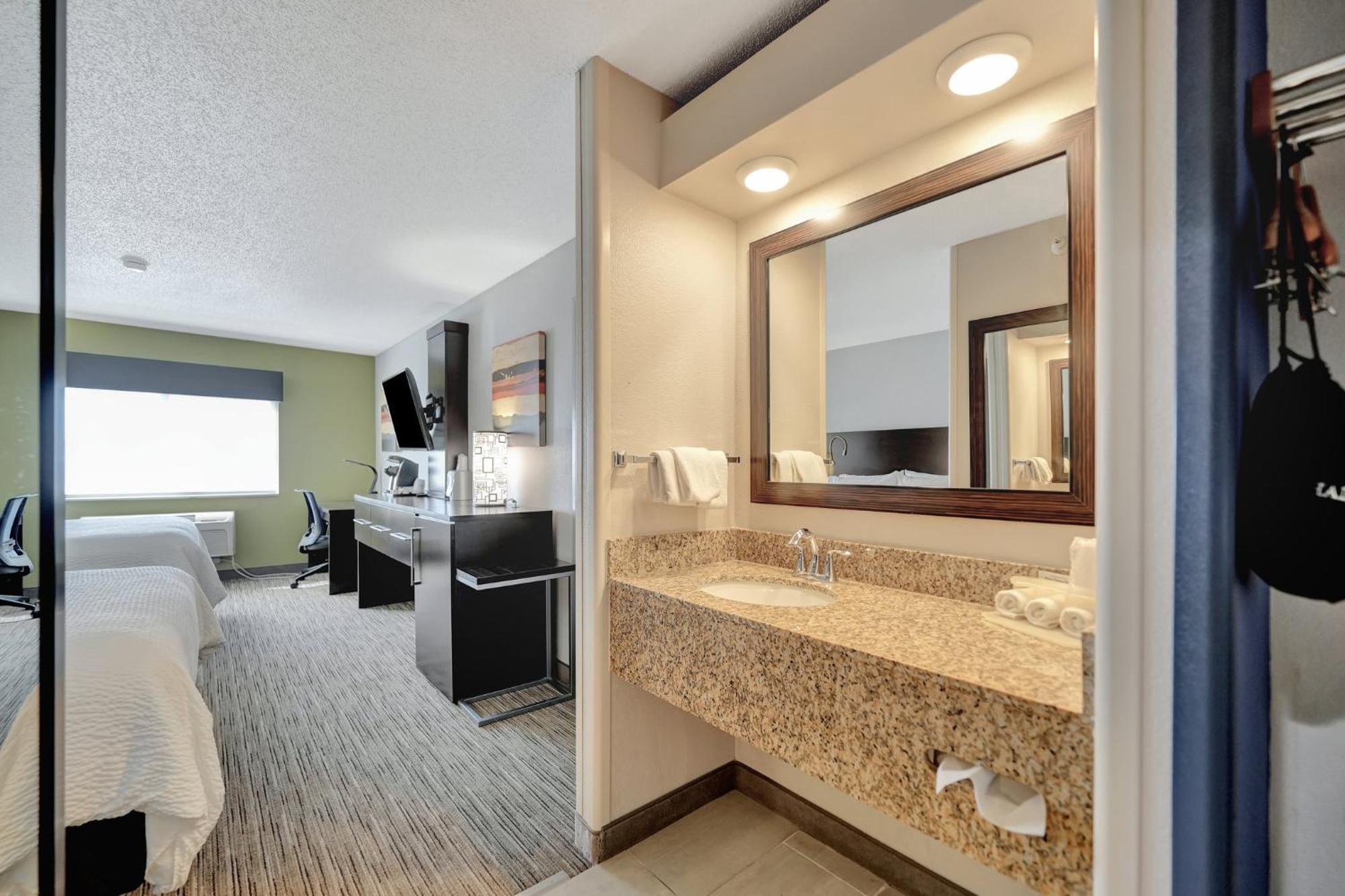 Holiday Inn Express Hotel & Suites Beatrice By Ihg Luaran gambar